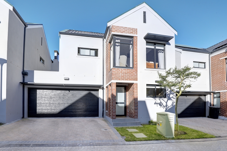 3 Bedroom Property for Sale in Vierlanden Western Cape